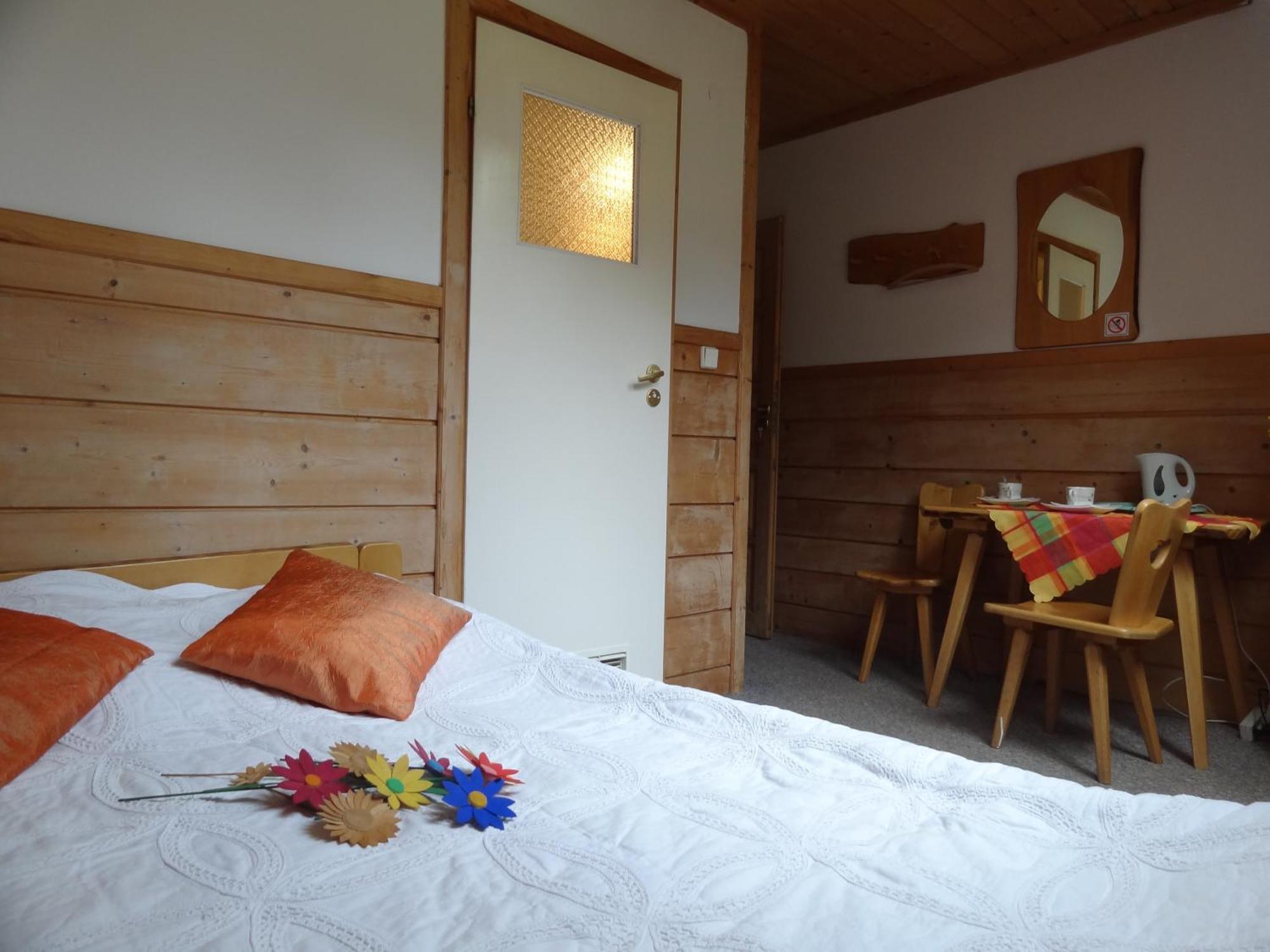 Camping Harenda Pokoje Goscinne I Domki Zakopane Exterior photo